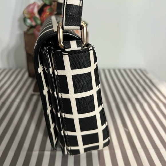 NWOT Kate Spade Laurel Way Carsen Crossbody Checker Coated Canvas $278 - Picture 4 of 6